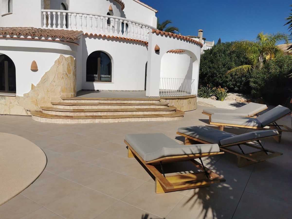 Se vende Bungalow de 5 dormitorios en Costa Blanca, Alicante, España