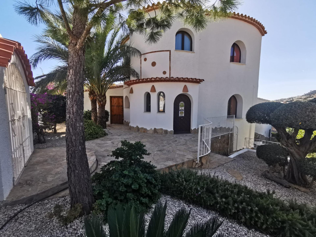 Se vende Bungalow de 5 dormitorios en Costa Blanca, Alicante, España