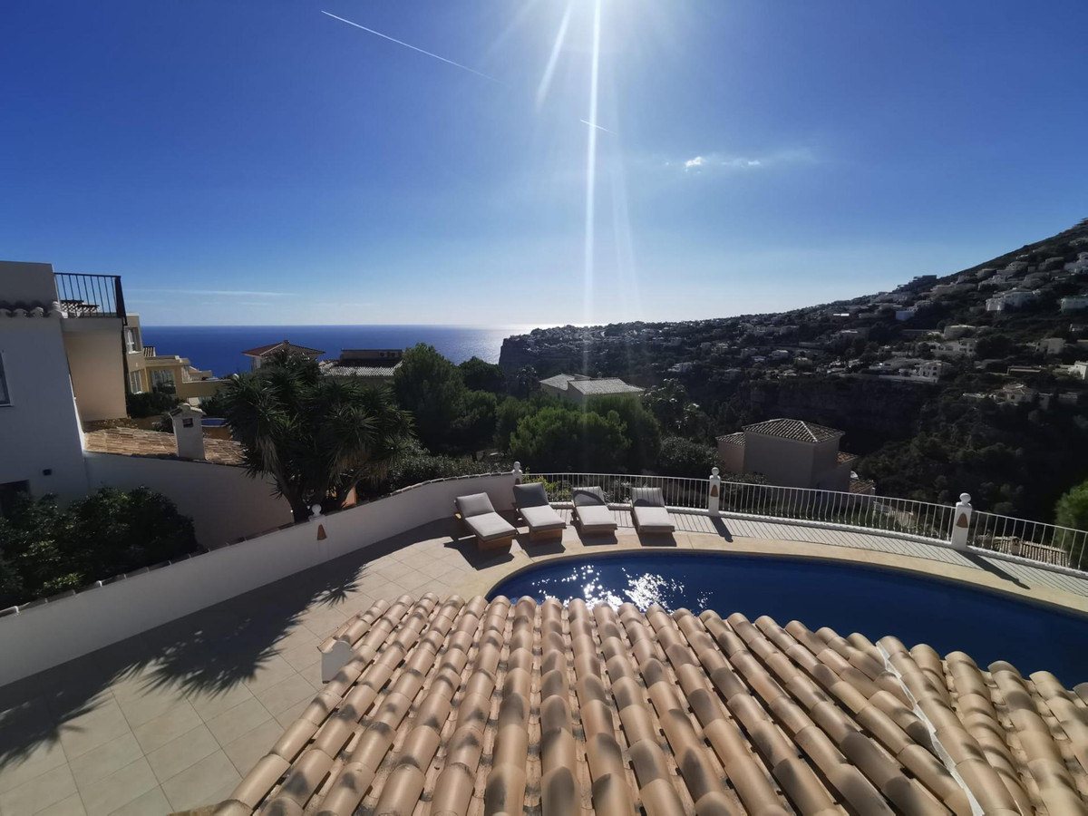 Se vende Bungalow de 5 dormitorios en Costa Blanca, Alicante, España