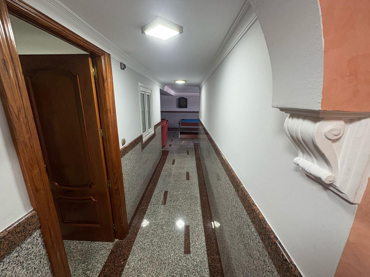 8 Bed Townhouse for sale in Alhaurín De La Torre Costa Del Sol, Málaga, Spain