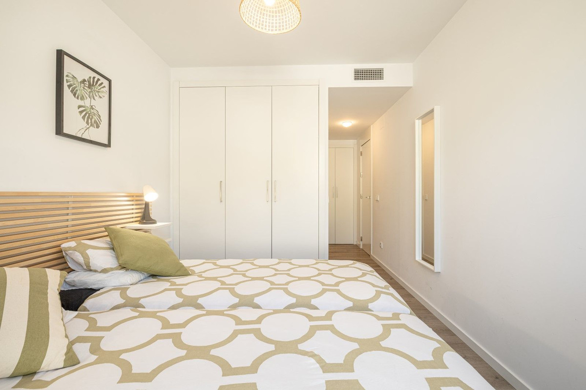Se vende Apartamento Planta Baja de 2 dormitorios en Costa Del Sol, Málaga, España
