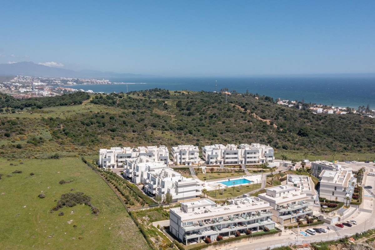 Se vende Apartamento Planta Baja de 2 dormitorios en Costa Del Sol, Málaga, España