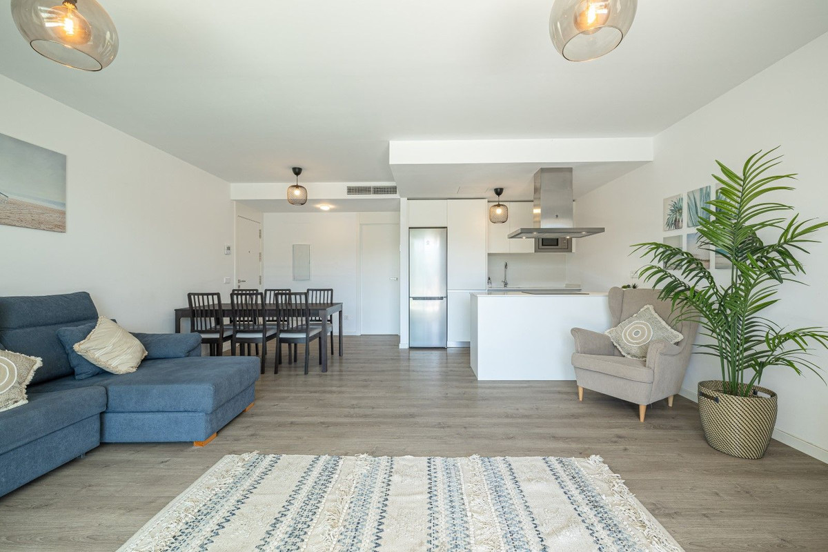 Se vende Apartamento Planta Baja de 2 dormitorios en Costa Del Sol, Málaga, España