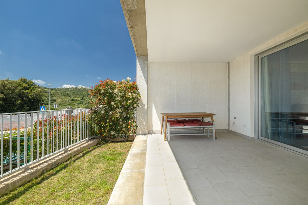 Se vende Apartamento Planta Baja de 2 dormitorios en Costa Del Sol, Málaga, España