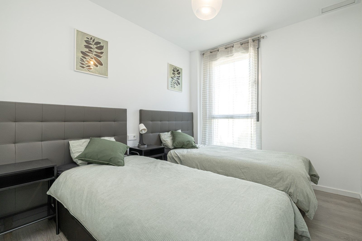 Se vende Apartamento Planta Baja de 2 dormitorios en Costa Del Sol, Málaga, España