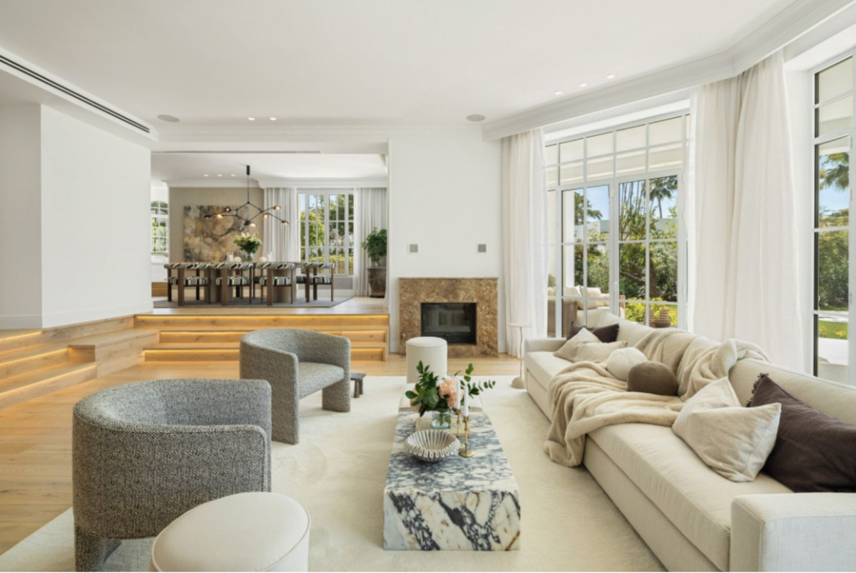 Se vende Villa - Chalet de 5 dormitorios en Costa Del Sol, Málaga, España