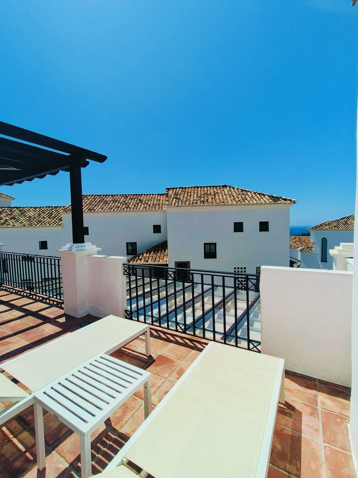 4 Bed Apartment for sale in Altos De Los Monteros Costa Del Sol, Málaga, Spain