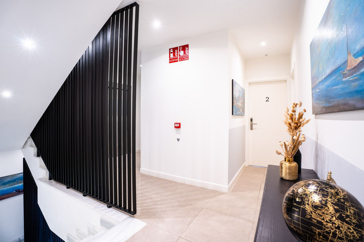 Se vende Hotel de 11 dormitorios en Costa Del Sol, Málaga, España
