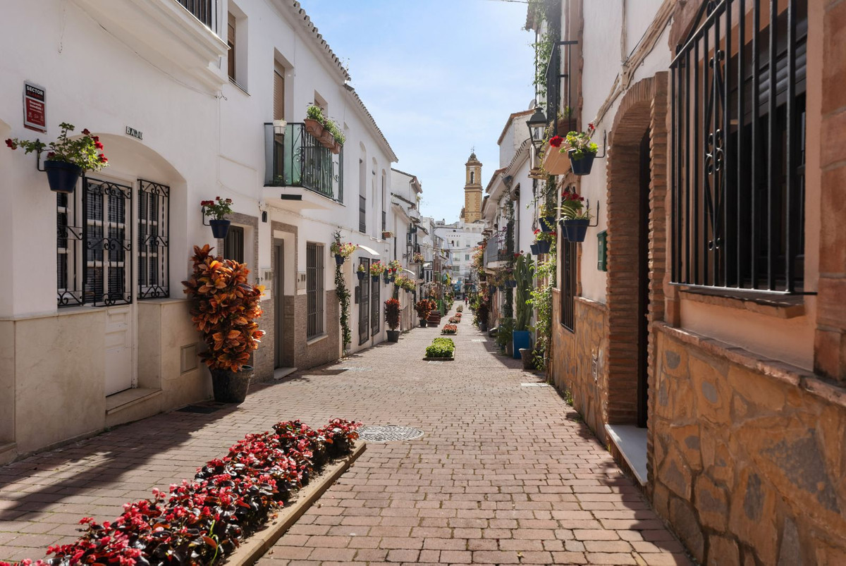 Se vende Hotel de 11 dormitorios en Costa Del Sol, Málaga, España