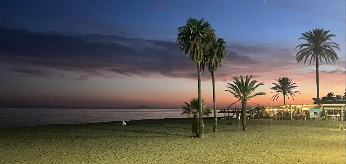 Se vende Hotel de 11 dormitorios en Costa Del Sol, Málaga, España