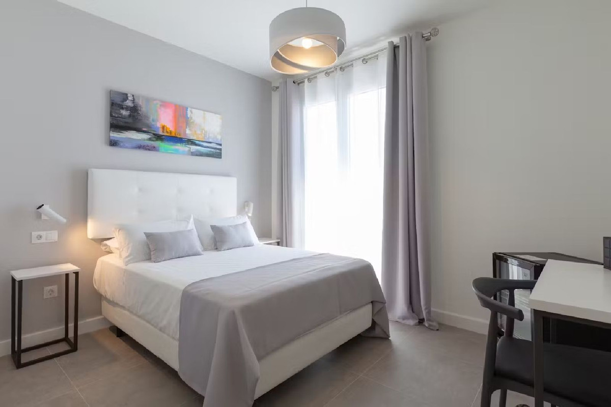Se vende Hotel de 11 dormitorios en Costa Del Sol, Málaga, España