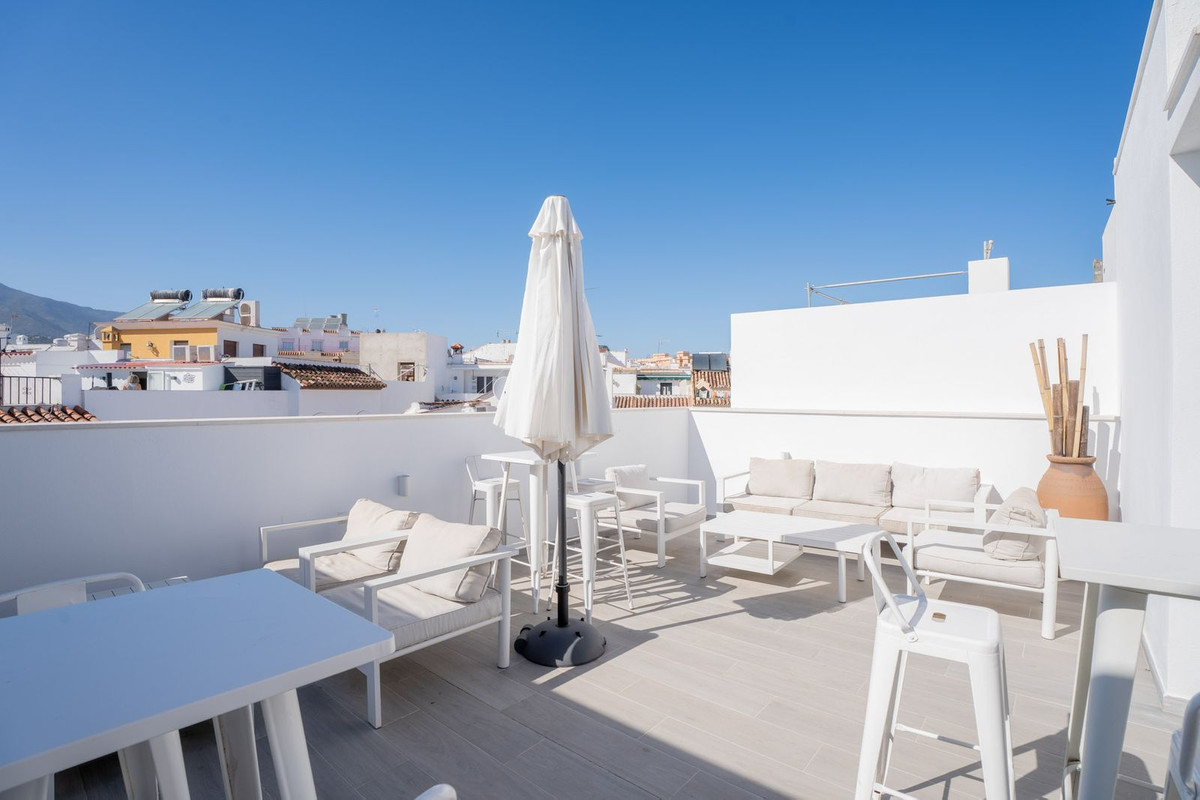 Se vende Hotel de 11 dormitorios en Costa Del Sol, Málaga, España