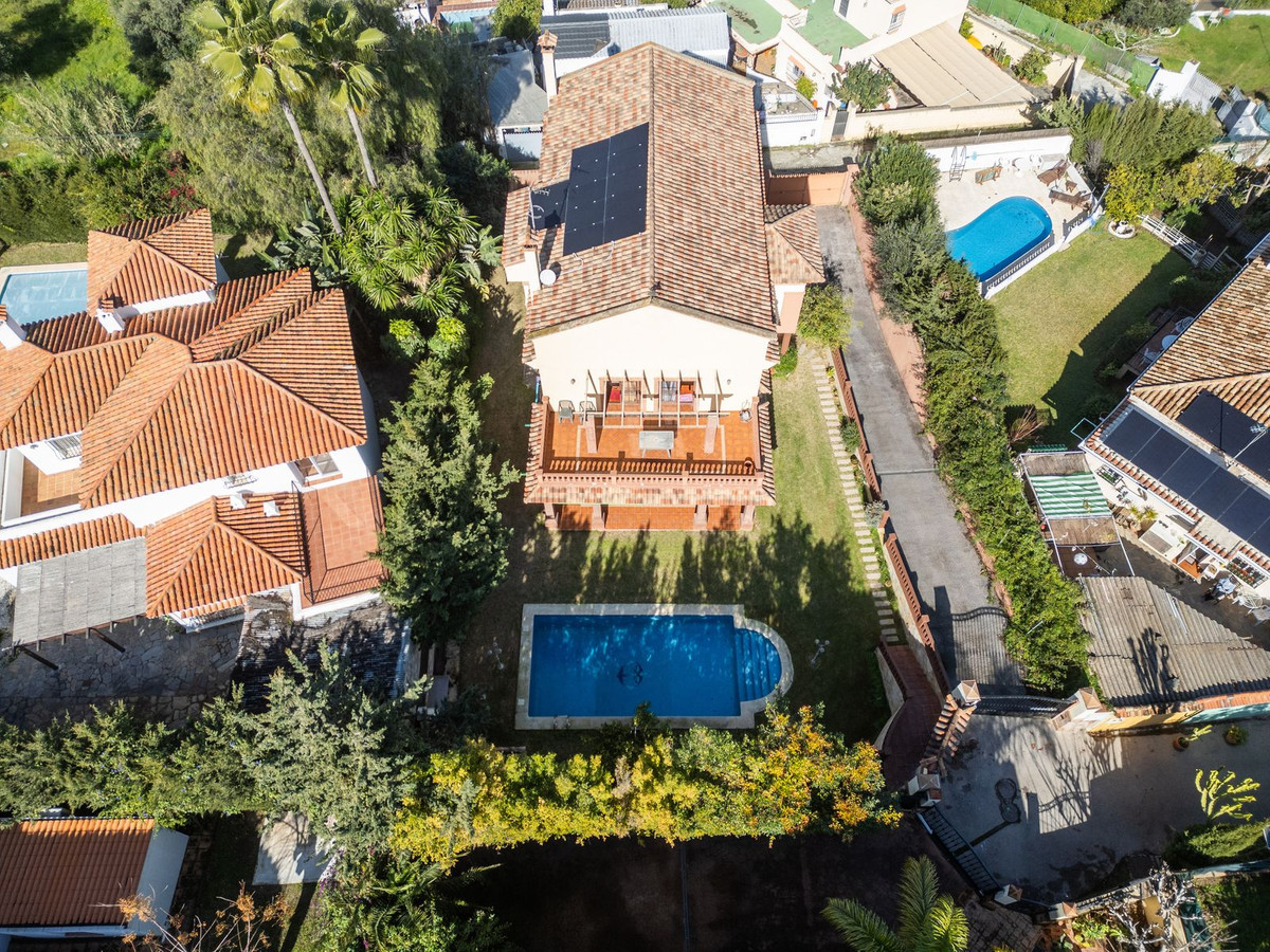 Se vende Villa - Chalet de 6 dormitorios en Costa Del Sol, Málaga, España