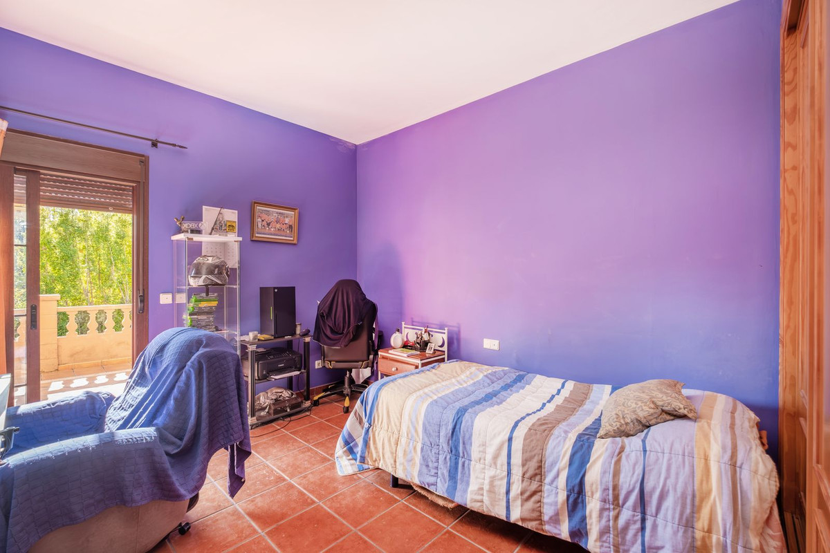 Se vende Villa - Chalet de 6 dormitorios en Costa Del Sol, Málaga, España