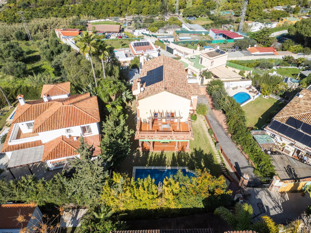 Se vende Villa - Chalet de 6 dormitorios en Costa Del Sol, Málaga, España