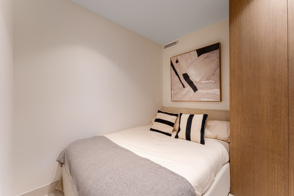 3 Bed Apartment for sale in Benahavís Costa Del Sol, Málaga, Spain