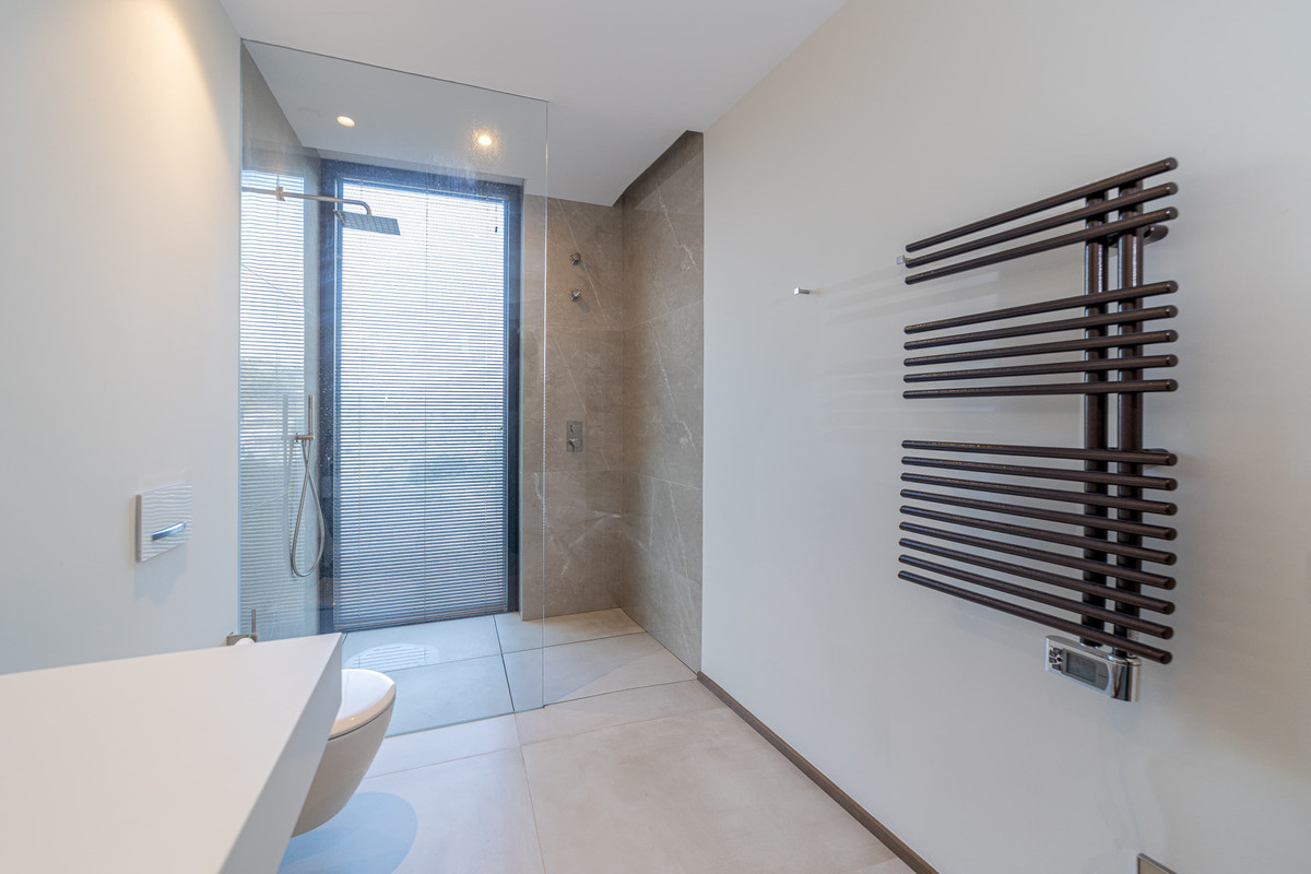 5 Bed Townhouse for sale in Los Arqueros Costa Del Sol, Málaga, Spain