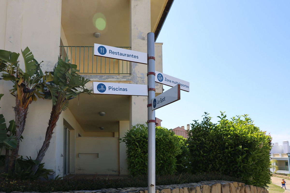 2 Bed Apartment for sale in Manilva Costa Del Sol, Málaga, Spain