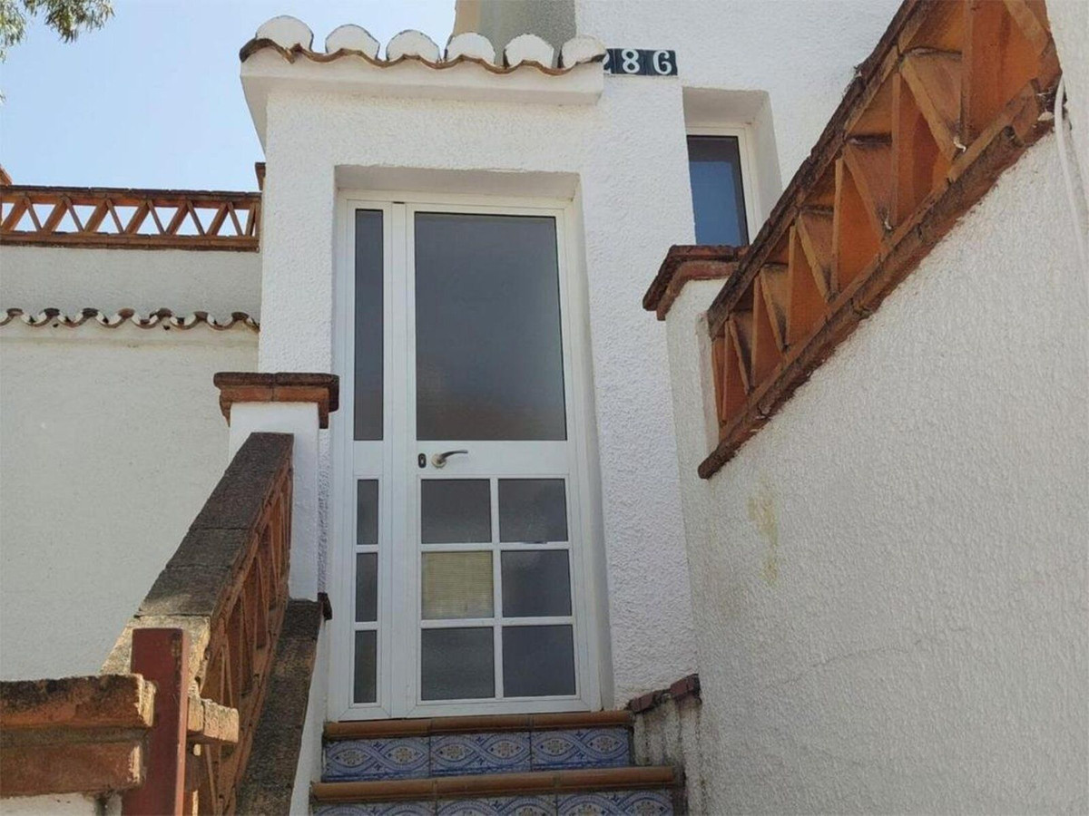 4 Bed Townhouse for sale in Calahonda Costa Del Sol, Málaga, Spain