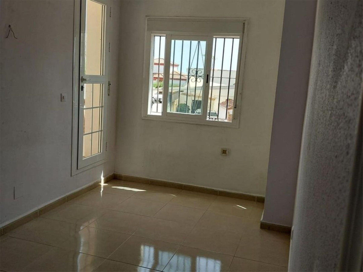 4 Bed Townhouse for sale in Calahonda Costa Del Sol, Málaga, Spain