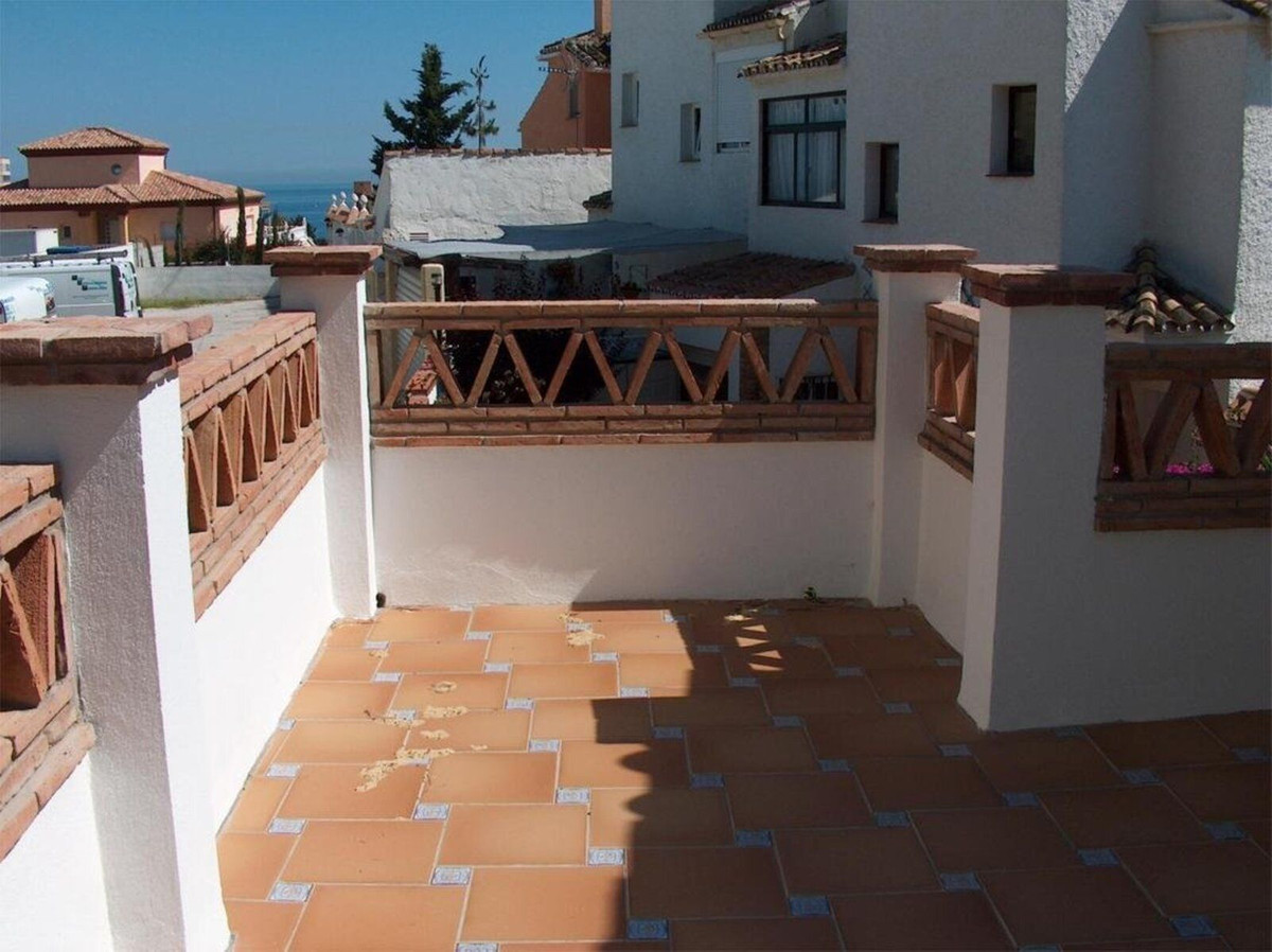 4 Bed Townhouse for sale in Calahonda Costa Del Sol, Málaga, Spain