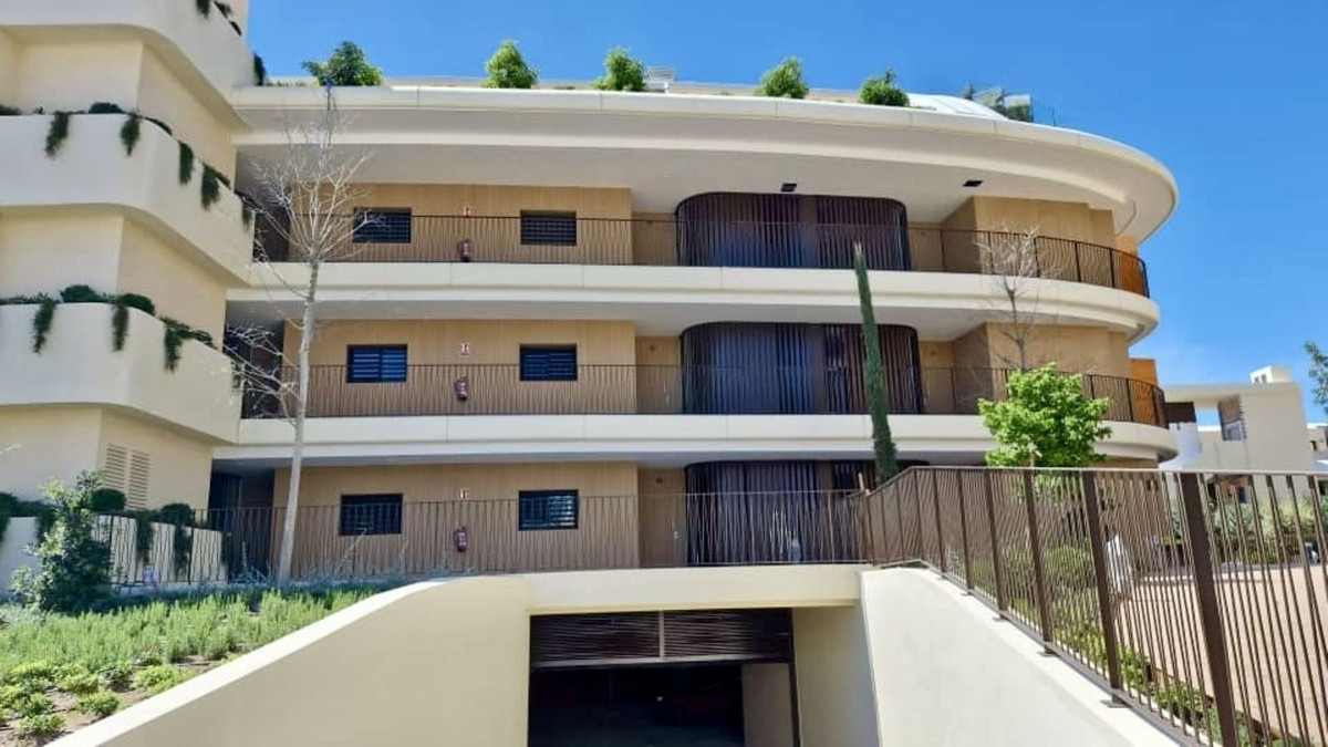 2 Bed Apartment for sale in Fuengirola Costa Del Sol, Málaga, Spain