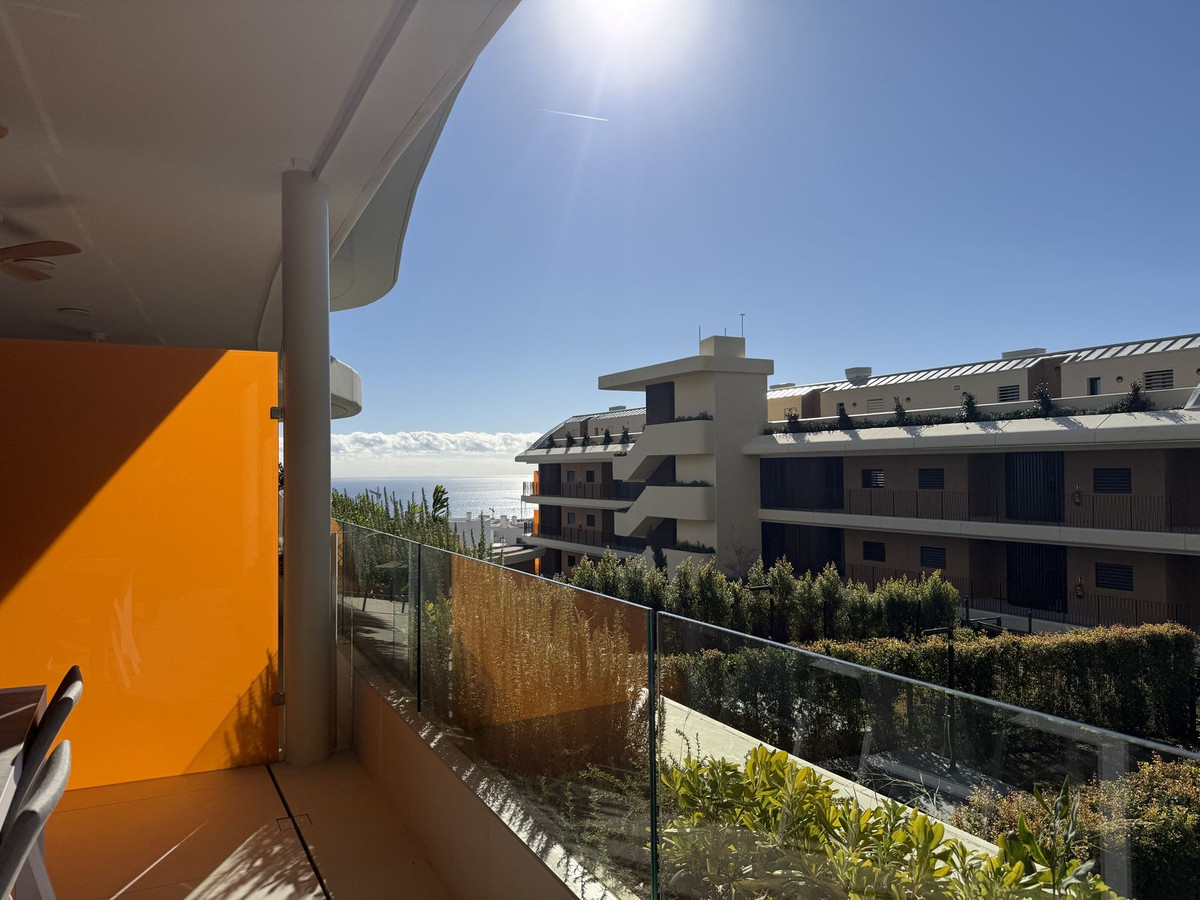 2 Bed Apartment for sale in Fuengirola Costa Del Sol, Málaga, Spain
