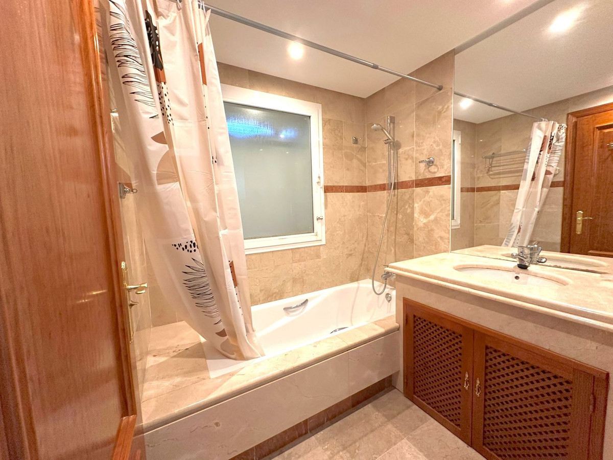 3 Bed Apartment for sale in Costalita Costa Del Sol, Málaga, Spain