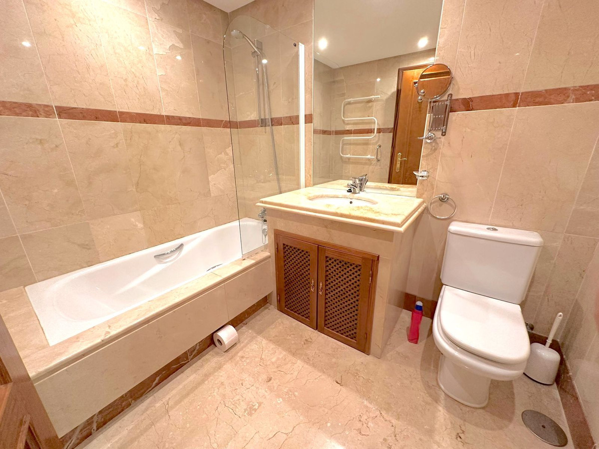 3 Bed Apartment for sale in Costalita Costa Del Sol, Málaga, Spain