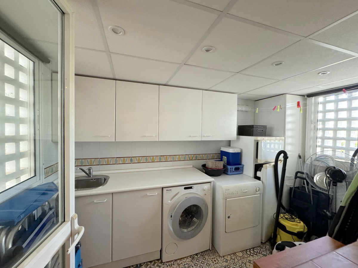 3 Bed Apartment for sale in Costalita Costa Del Sol, Málaga, Spain