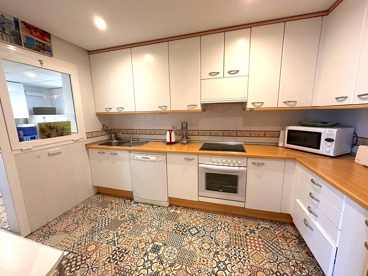 3 Bed Apartment for sale in Costalita Costa Del Sol, Málaga, Spain