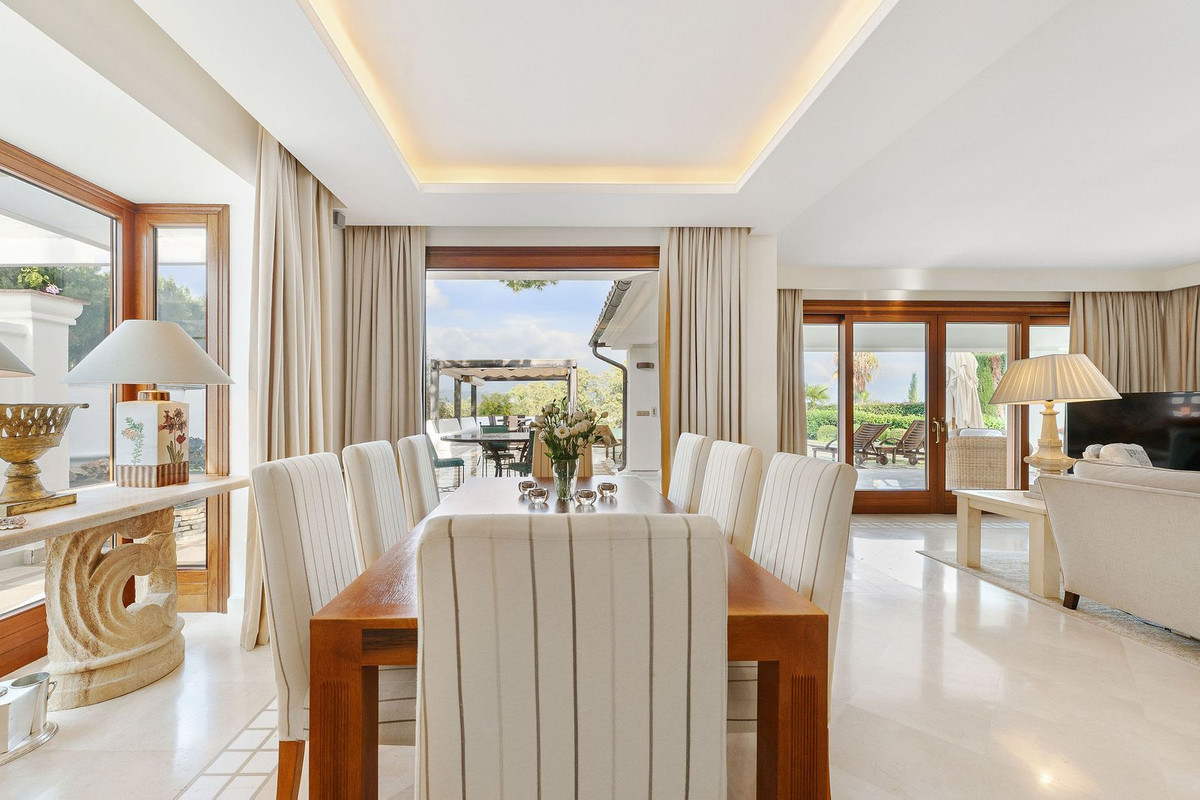 Se vende Villa - Chalet de 3 dormitorios en Costa Del Sol, Málaga, España