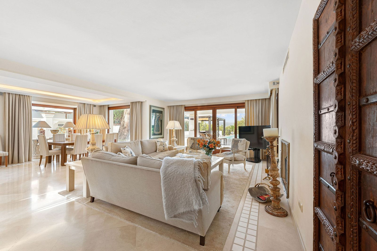 Se vende Villa - Chalet de 3 dormitorios en Costa Del Sol, Málaga, España