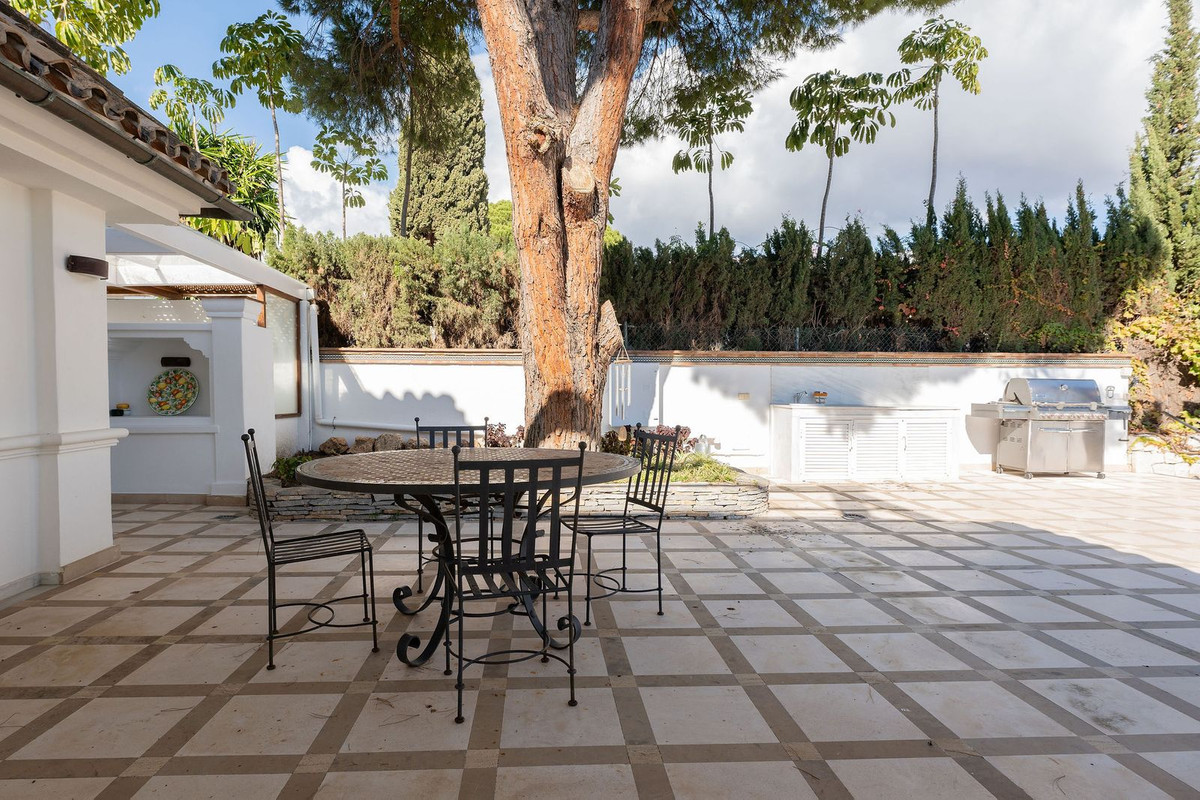 Se vende Villa - Chalet de 3 dormitorios en Costa Del Sol, Málaga, España