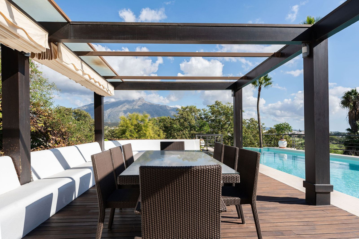 Se vende Villa - Chalet de 3 dormitorios en Costa Del Sol, Málaga, España