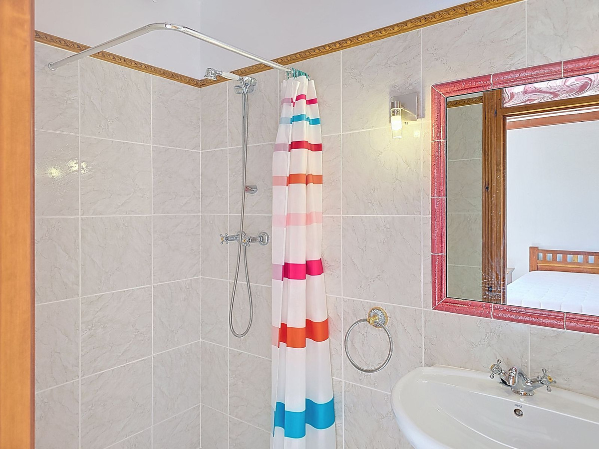 4 Bed Townhouse for sale in Sedella Costa Del Sol East, Málaga, Spain