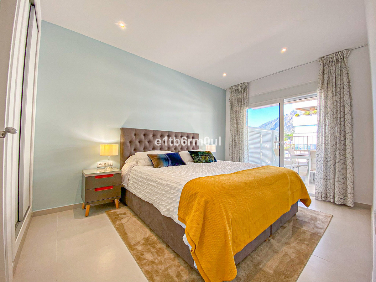 2 Bed Apartment for sale in The Golden Mile Costa Del Sol, Málaga, Spain