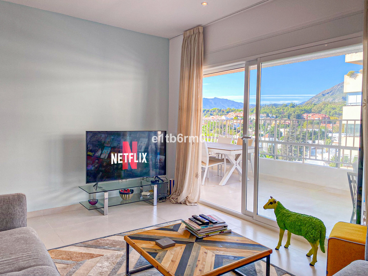 2 Bed Apartment for sale in The Golden Mile Costa Del Sol, Málaga, Spain