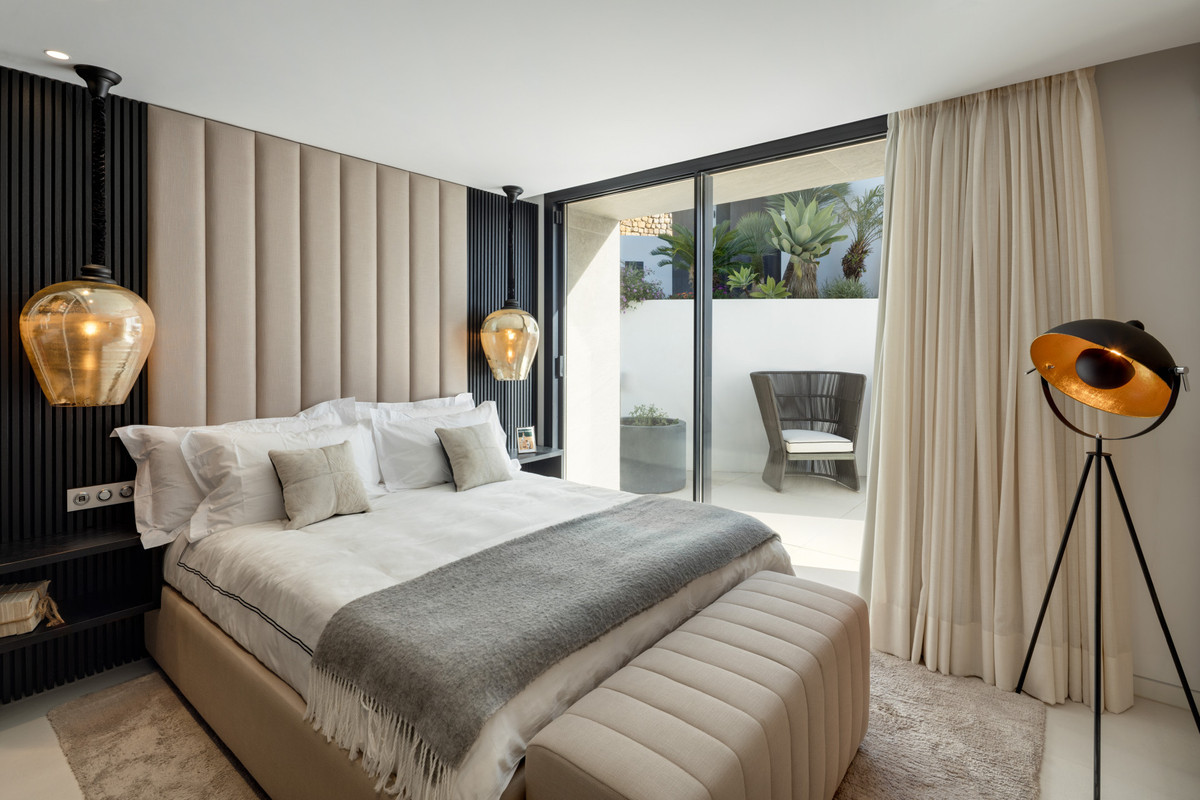 Se vende Villa - Chalet de 5 dormitorios en Costa Del Sol, Málaga, España