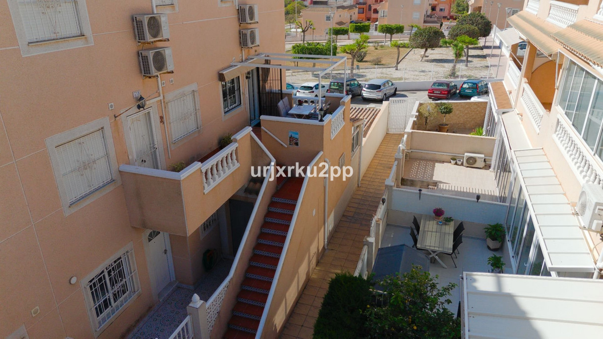 3 Bed Townhouse for sale in Torrevieja Costa Blanca, Alicante, Spain