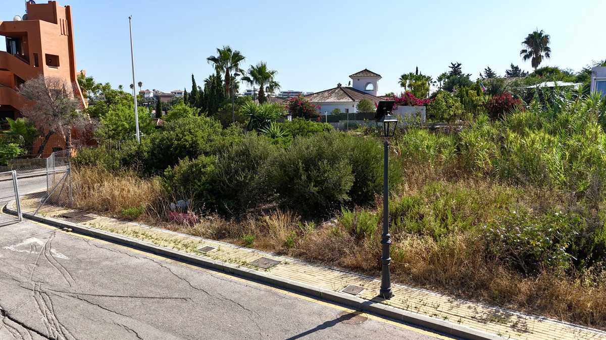 Se vende Terreno Rustico  en Costa Del Sol, Málaga, España