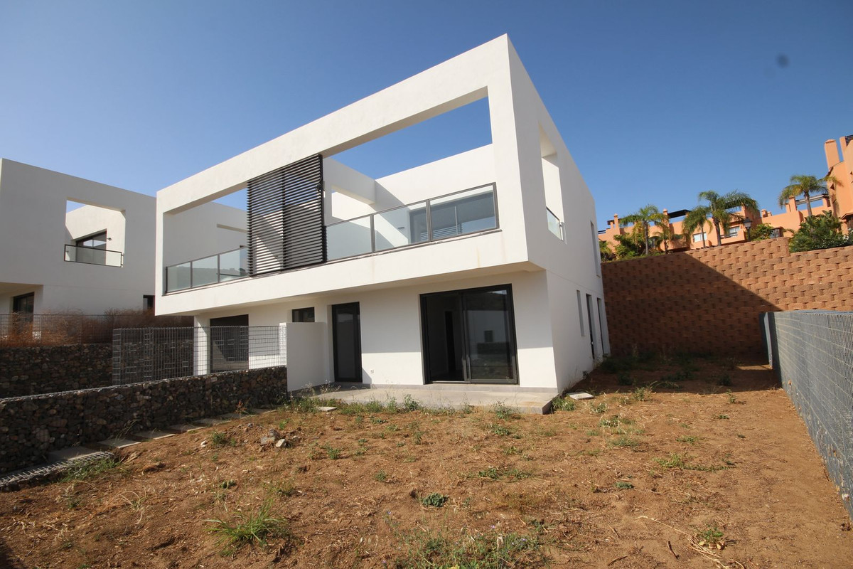 3 Bed Townhouse for sale in Riviera Del Sol Costa Del Sol, Málaga, Spain