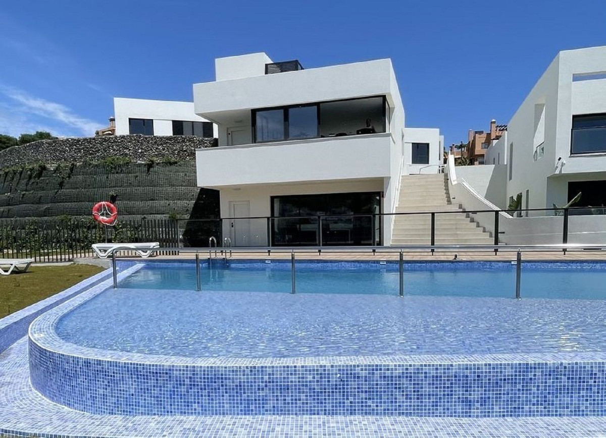 3 Bed Townhouse for sale in Riviera Del Sol Costa Del Sol, Málaga, Spain