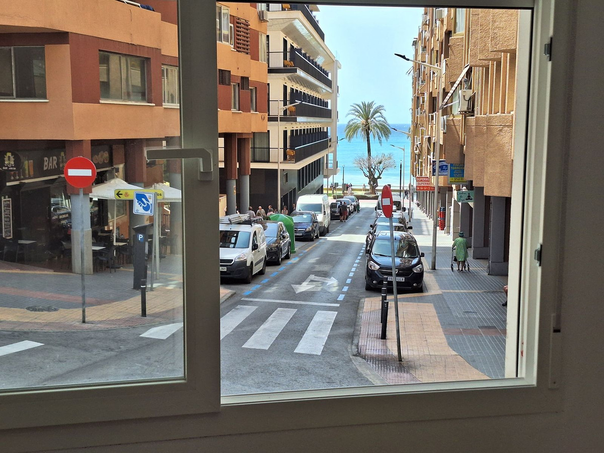 Se vende Apartamento Planta Baja de 2 dormitorios en Costa Blanca, Alicante, España