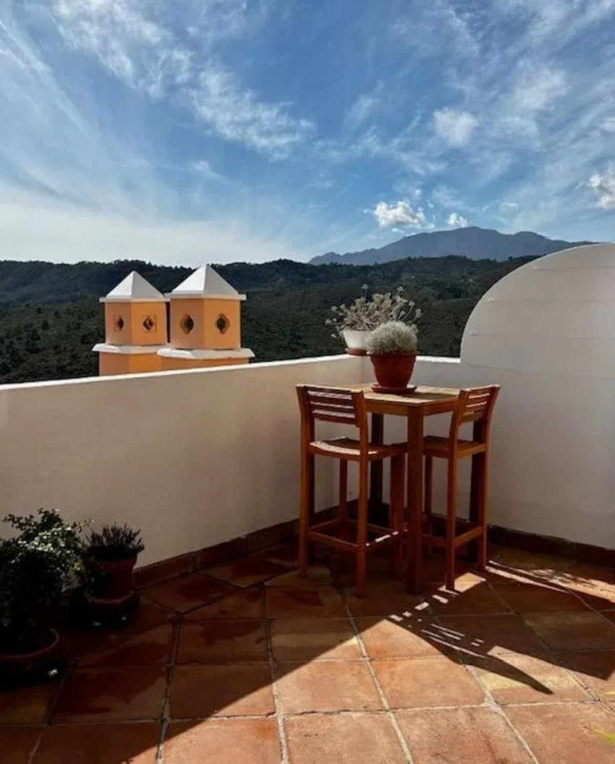 2 Bed Townhouse for sale in Benahavís Costa Del Sol, Málaga, Spain