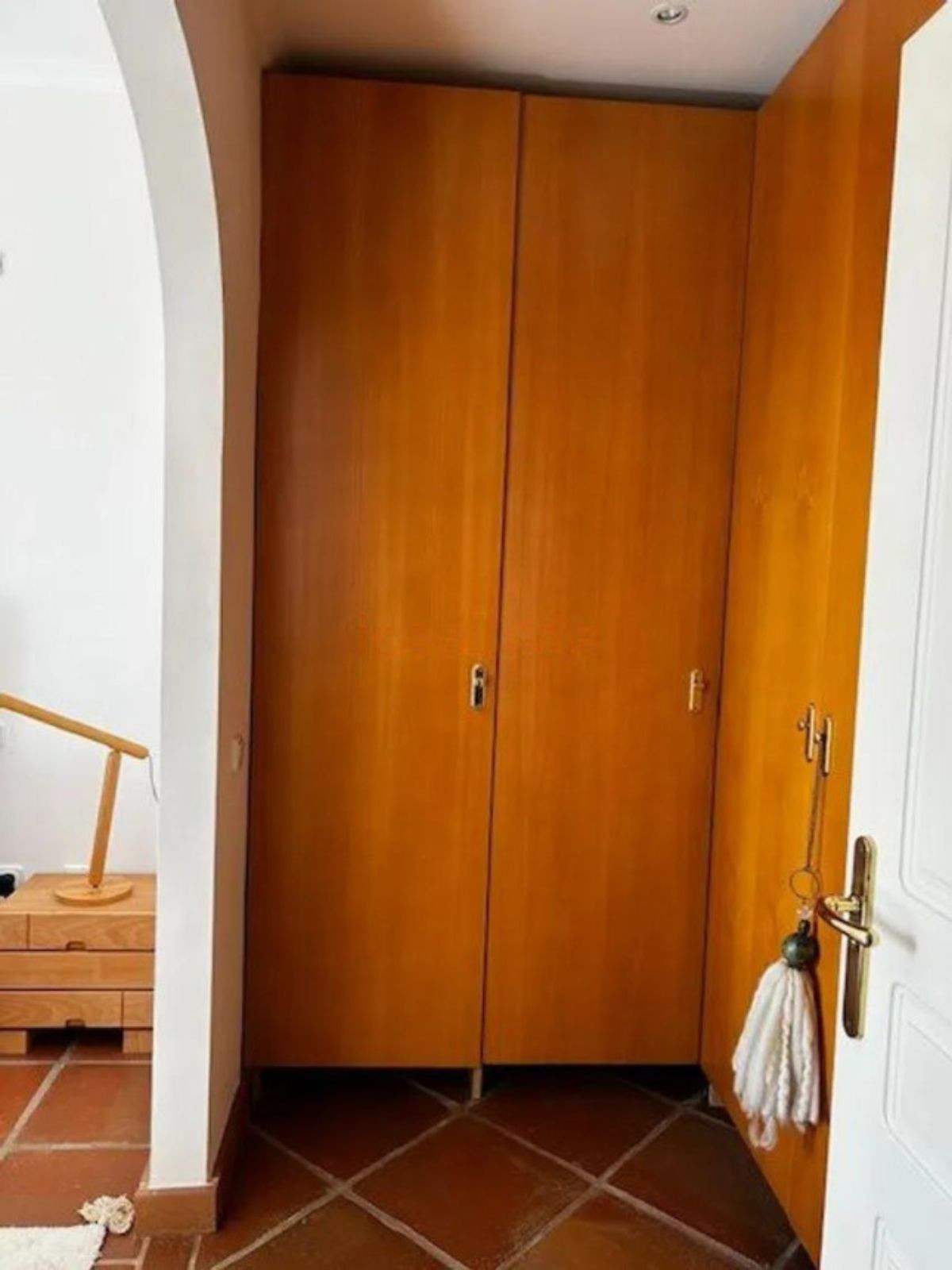 2 Bed Townhouse for sale in Benahavís Costa Del Sol, Málaga, Spain