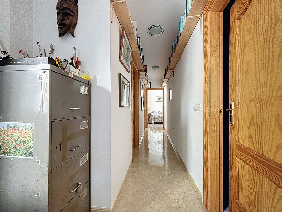 Se vende Villa - Chalet de 5 dormitorios en Costa Del Sol East, Málaga, España