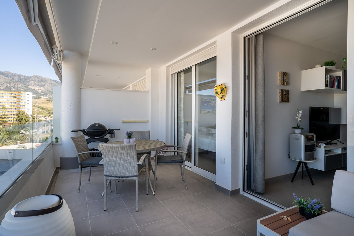 2 Bed Apartment for sale in Torreblanca Costa Del Sol, Málaga, Spain
