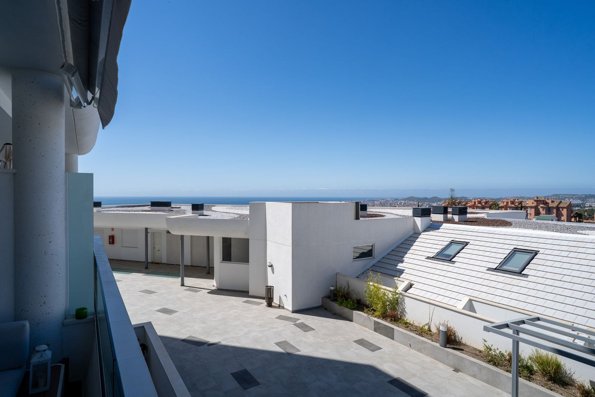 2 Bed Apartment for sale in Torreblanca Costa Del Sol, Málaga, Spain