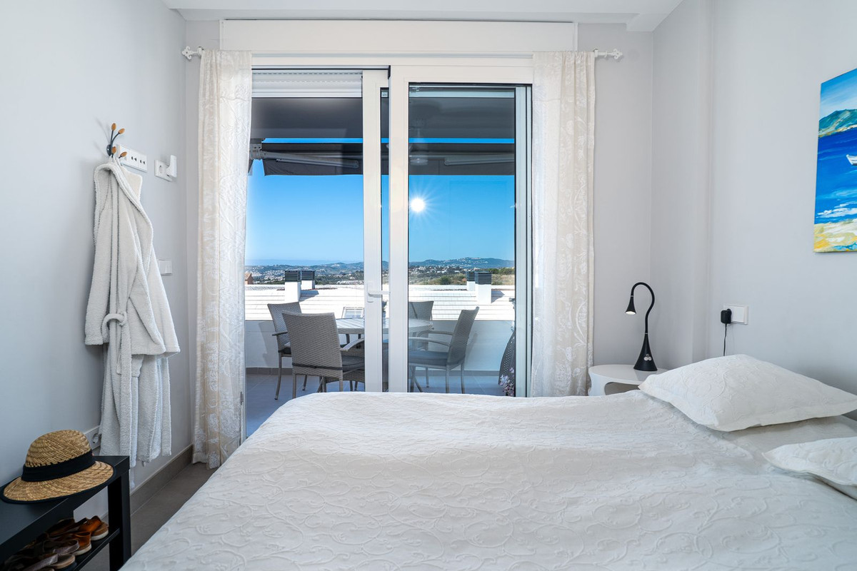 2 Bed Apartment for sale in Torreblanca Costa Del Sol, Málaga, Spain